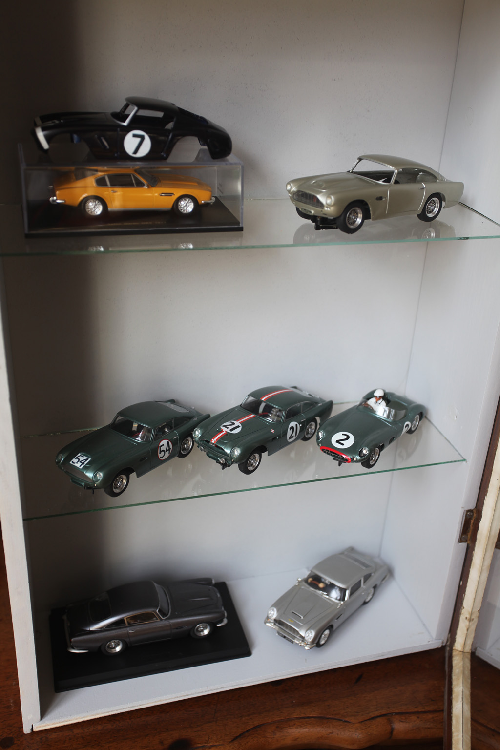 Gp miniatures slot